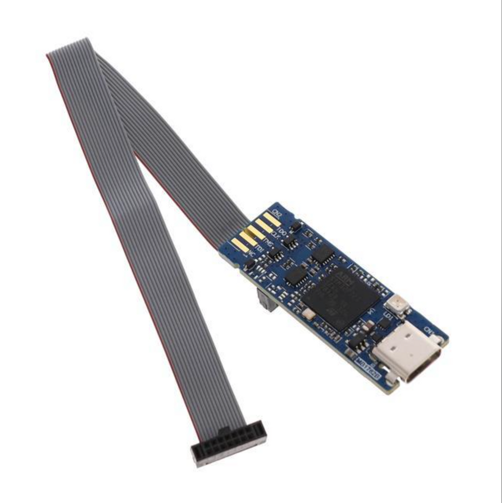 STLINK-V3MINIE is a portable version easy‑to‑use debugger and programmer including STDC14 interface with its flat cable and on‑board pads for board‑to‑board (BTB) card edge connector.